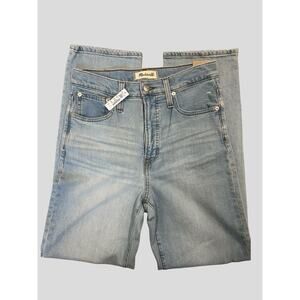 Madewell The Perfect Vintage Straight Jean in Danby Wash: Knee-Rip Edition 26